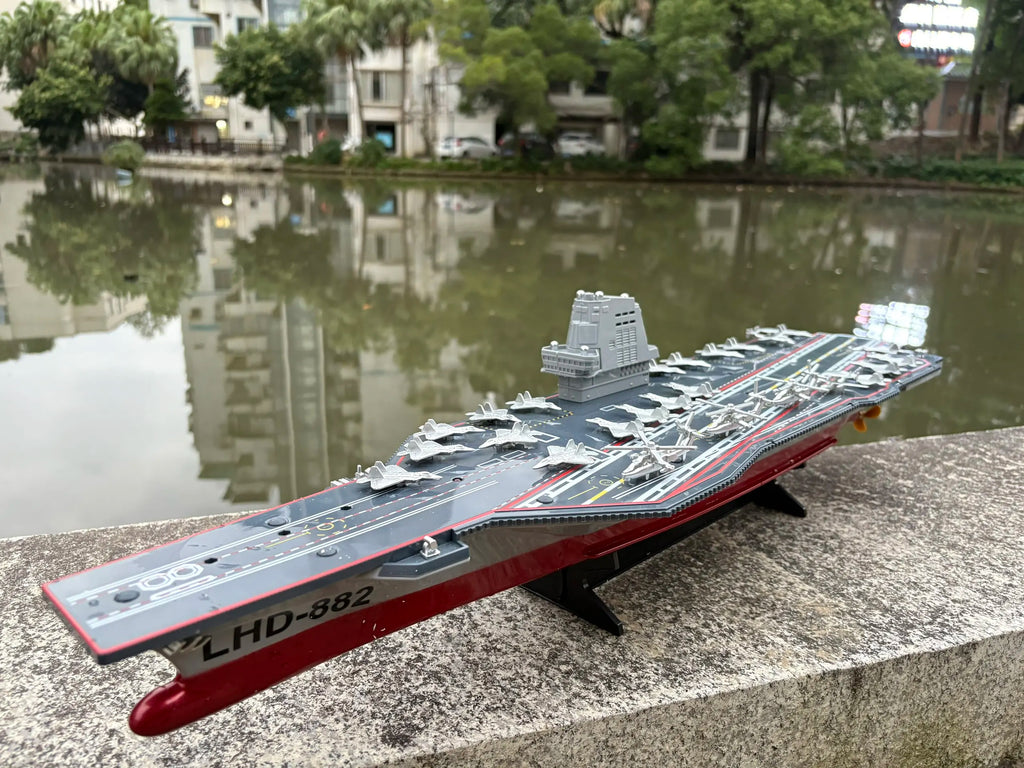RC Warship 26.7 inch(68CM) Super Long Hull RC Boat Charging Military Children's Toy boy Electric Toy Ship Aircraft Carrier Warsh