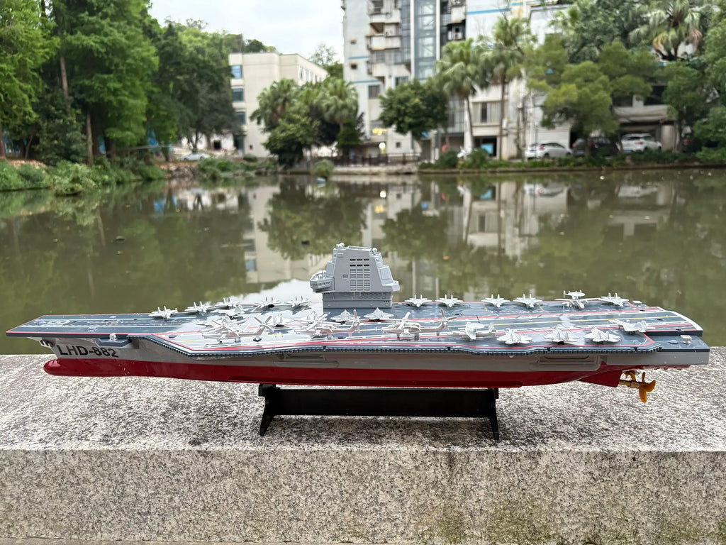 RC Warship 26.7 inch(68CM) Super Long Hull RC Boat Charging Military Children's Toy boy Electric Toy Ship Aircraft Carrier Warsh