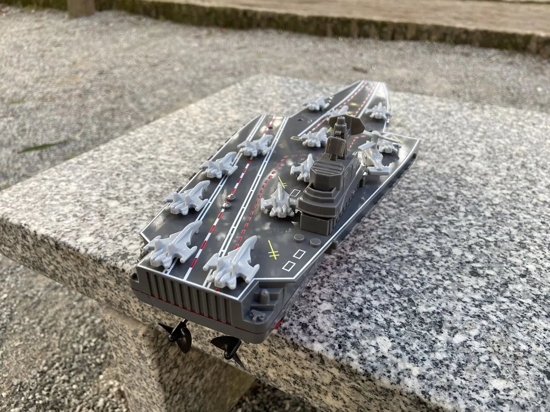 RC Warship 26.7 inch(68CM) Super Long Hull RC Boat Charging Military Children's Toy boy Electric Toy Ship Aircraft Carrier Warsh