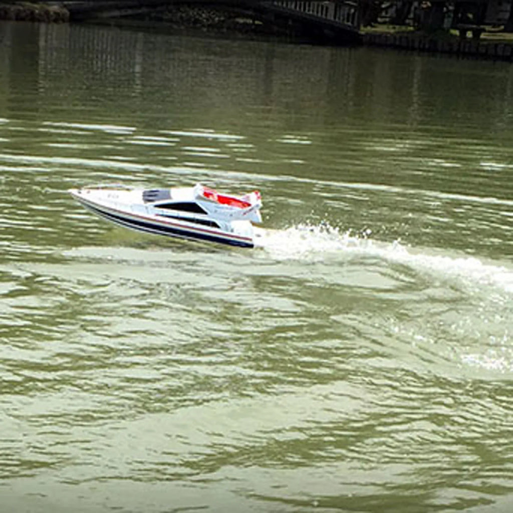 Heng Long RC Racing Boat 2.4G Remote Control High-Speed Luxury Yacht Ship Model With Waterproof Design For Pool Lake Use