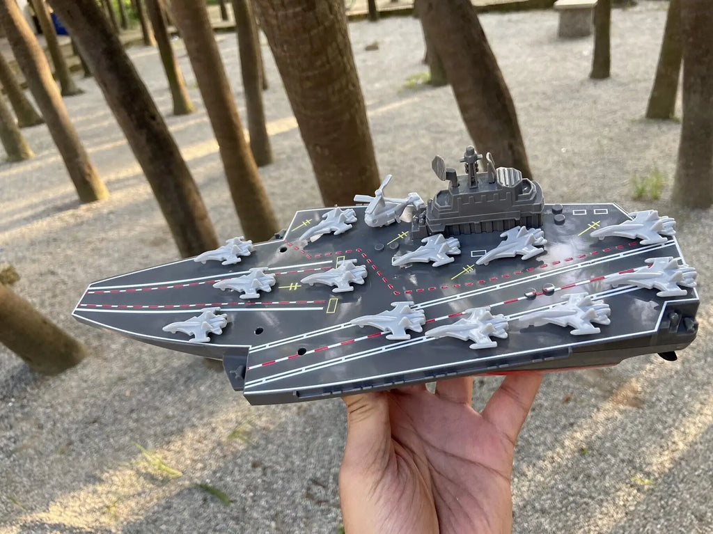 RC Warship 26.7 inch(68CM) Super Long Hull RC Boat Charging Military Children's Toy boy Electric Toy Ship Aircraft Carrier Warsh