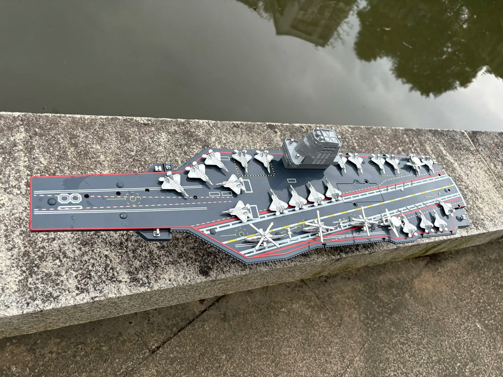 RC Warship 26.7 inch(68CM) Super Long Hull RC Boat Charging Military Children's Toy boy Electric Toy Ship Aircraft Carrier Warsh