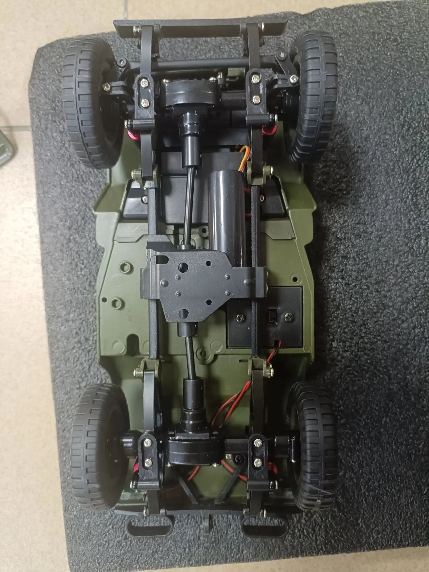 RC Off Road Cars 1/16 4*4 RTR Vehicle Electric  Remote Control Military Truck Model Metal Car Shell Drive Shafts Light System