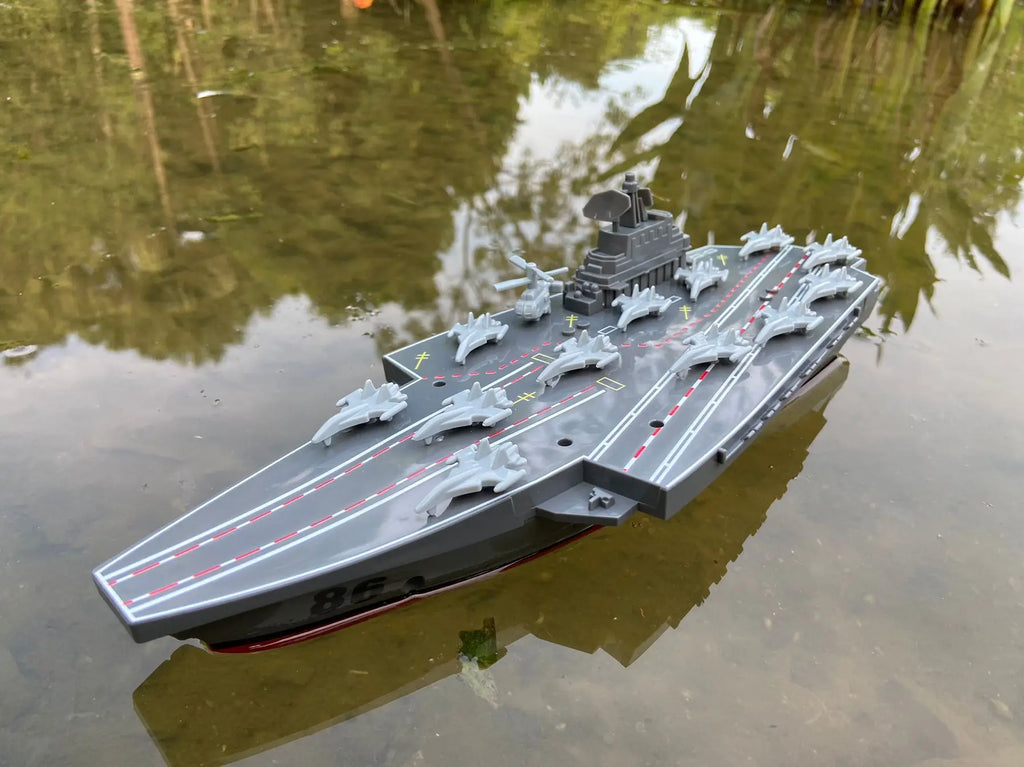 RC Warship 26.7 inch(68CM) Super Long Hull RC Boat Charging Military Children's Toy boy Electric Toy Ship Aircraft Carrier Warsh