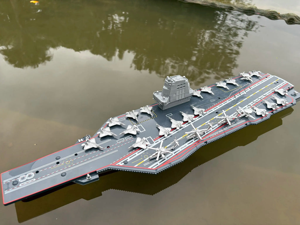 RC Warship 26.7 inch(68CM) Super Long Hull RC Boat Charging Military Children's Toy boy Electric Toy Ship Aircraft Carrier Warsh