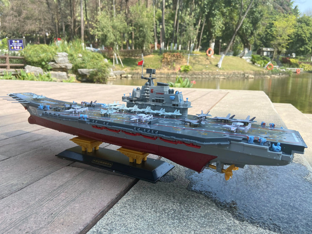 RC Warship 26.7 inch(68CM) Super Long Hull RC Boat Charging Military Children's Toy boy Electric Toy Ship Aircraft Carrier Warsh