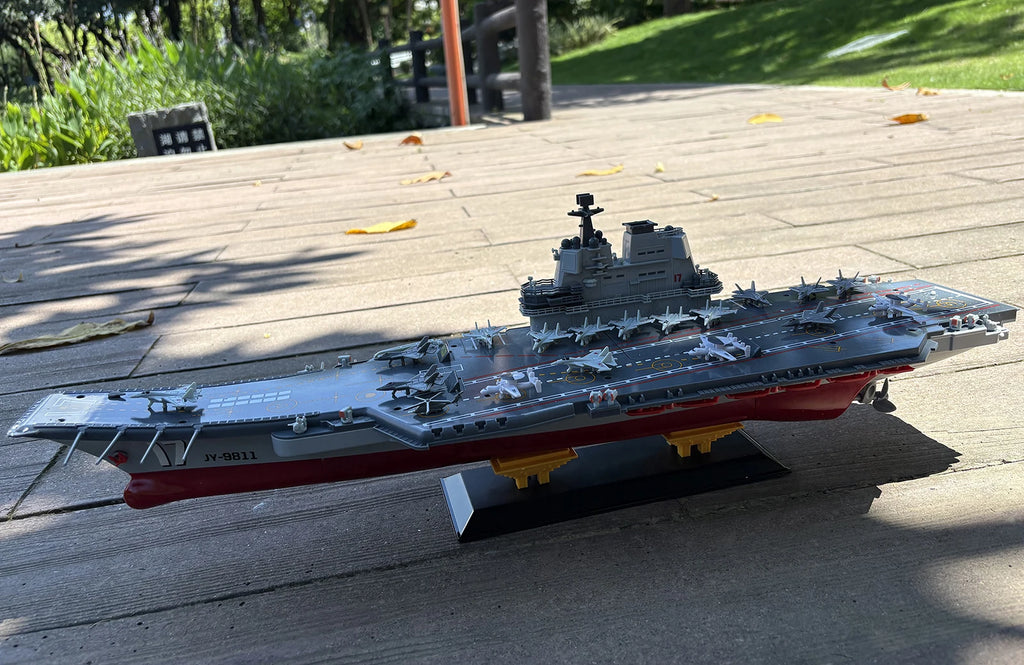 RC Warship 26.7 inch(68CM) Super Long Hull RC Boat Charging Military Children's Toy boy Electric Toy Ship Aircraft Carrier Warsh