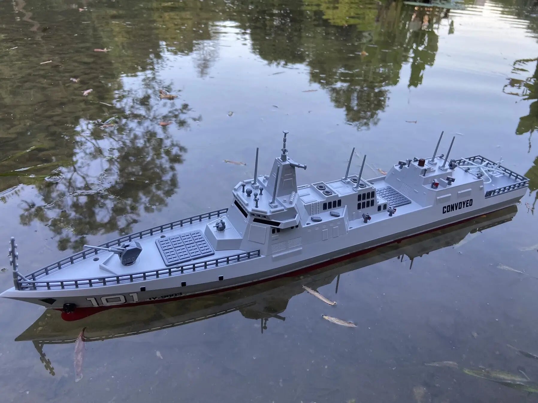 RC Warship 26.7 inch(68CM) Super Long Hull RC Boat Charging Military Children's Toy boy Electric Toy Ship Aircraft Carrier Warsh