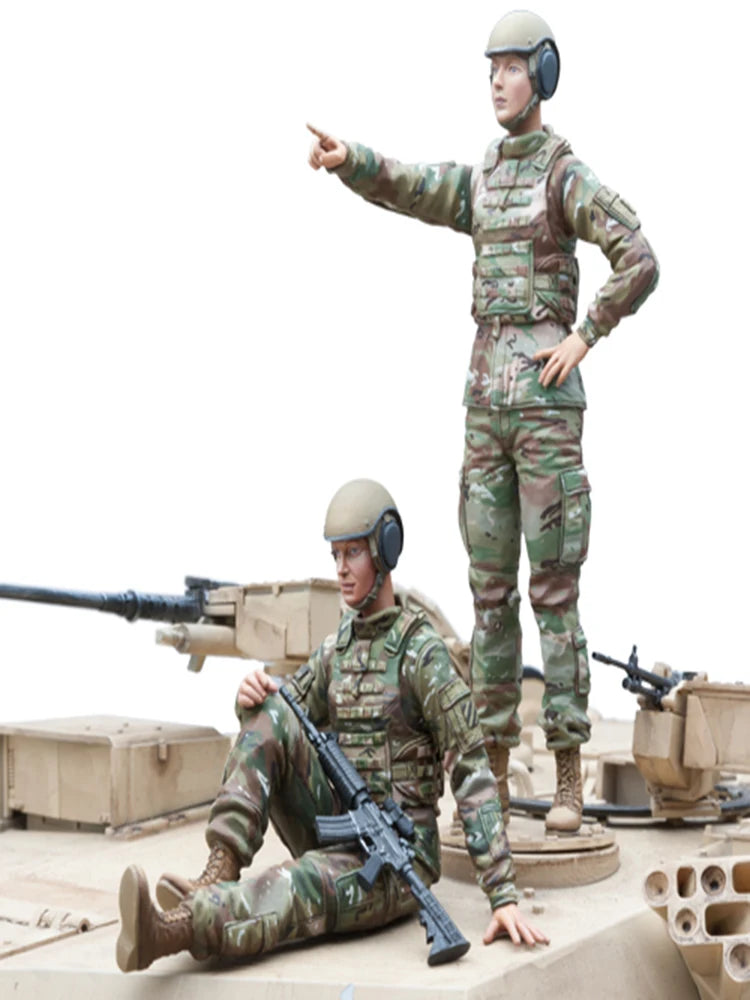 Unassambled 1/16 U.S.Army Female 2 soldier WITHOUT TANK Historical Uncolor Resin kit miniature model Unpainted