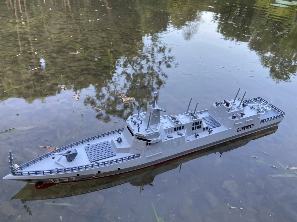 RC Warship 26.7 inch(68CM) Super Long Hull RC Boat Charging Military Children's Toy boy Electric Toy Ship Aircraft Carrier Warsh