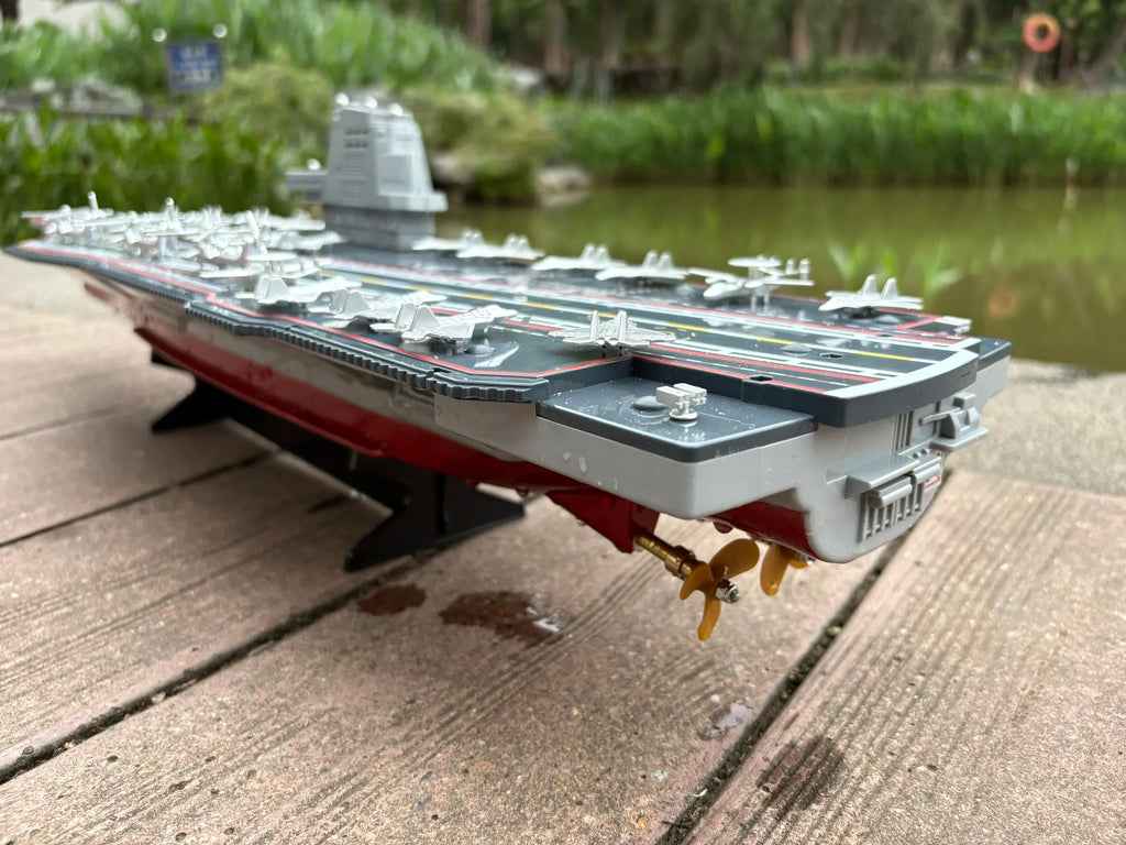 RC Warship 26.7 inch(68CM) Super Long Hull RC Boat Charging Military Children's Toy boy Electric Toy Ship Aircraft Carrier Warsh